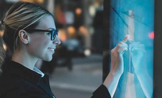 Citeline subscriber accessing tailored solutions through Citeline's Custom Solutions products.